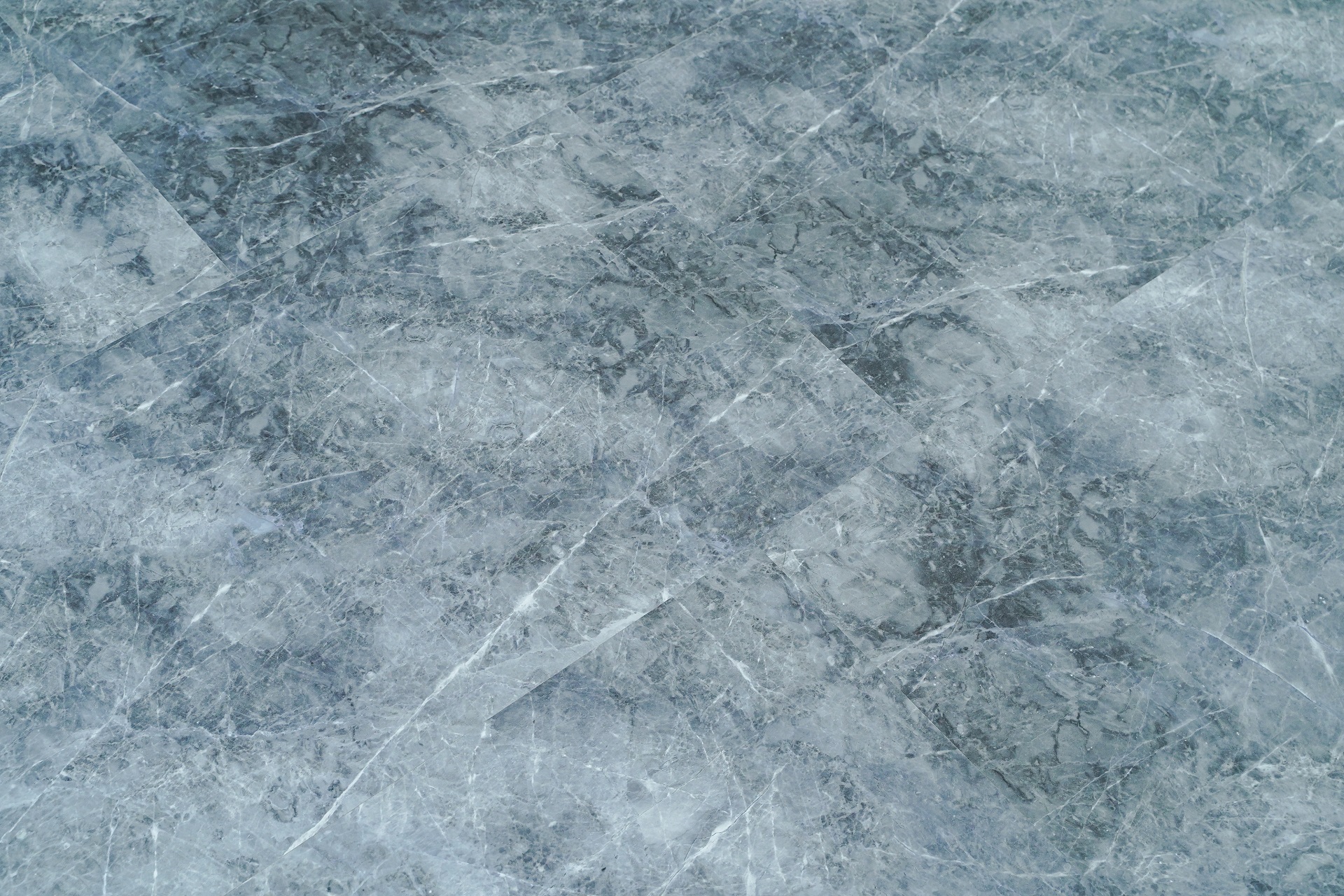 Кварцвиниловая плитка  Alpendorf Marble «Онис»